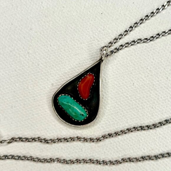 Vintage Southwestern Sterling Silver Turquoise and Coral Necklace - Picture 3 of 4